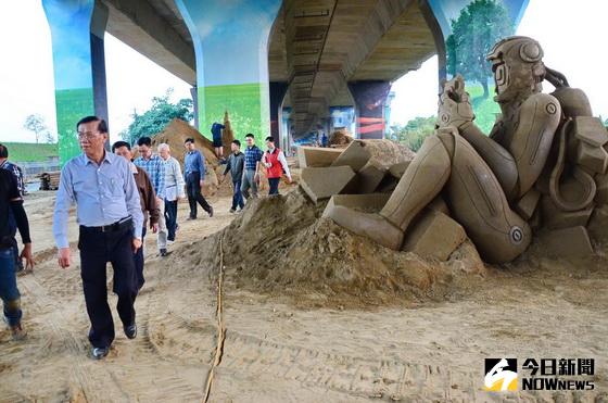 ▲南投縣長林明溱強調今年沙雕展很多是世界級的創作。