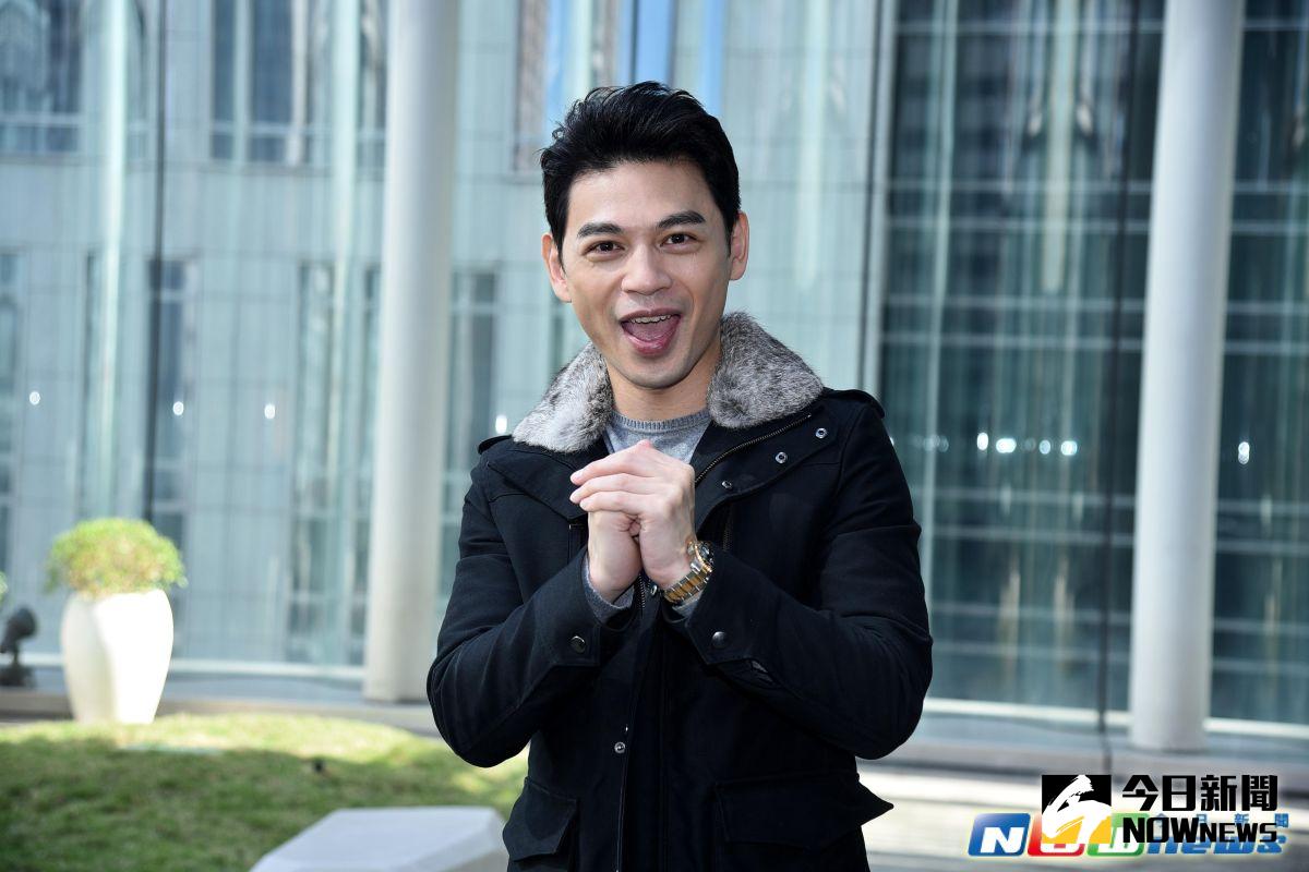 ▲阿Ken（林暐恆）分享留學生在外國過新年的趣事。（圖／記者林柏年攝，2017.01.21）