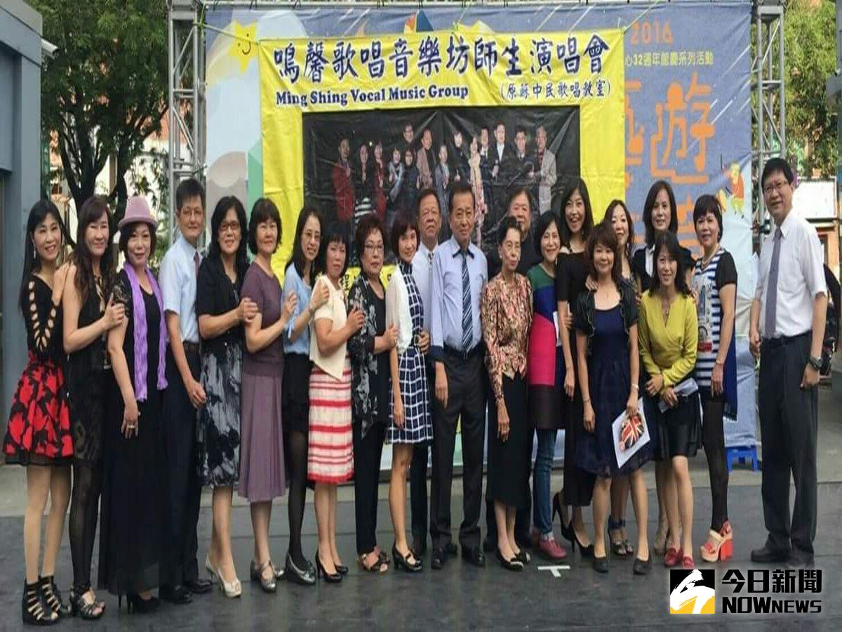 為掀起金唐殿香科活動高潮，將於2月1日在金唐殿廣場，舉辦鳴聲歌唱音樂坊蘇中民師生演唱會。