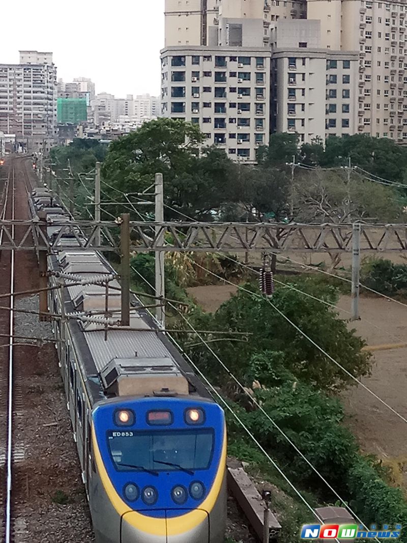 ▲台鐵區間車。（圖／記者呂炯昌攝影）