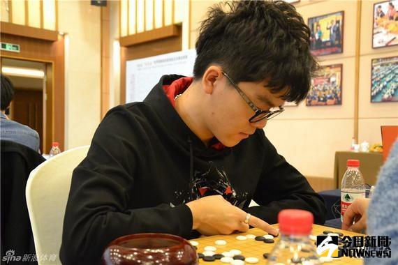 柯潔認輸，神秘棋手master締造50連勝。