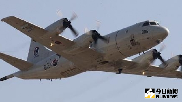 ▲南韓海軍所屬P-3CK巡邏機於1日進行勤務時，誤射多枚飛彈入海。（圖／翻攝自DefenseWorld.Net 新聞網站）