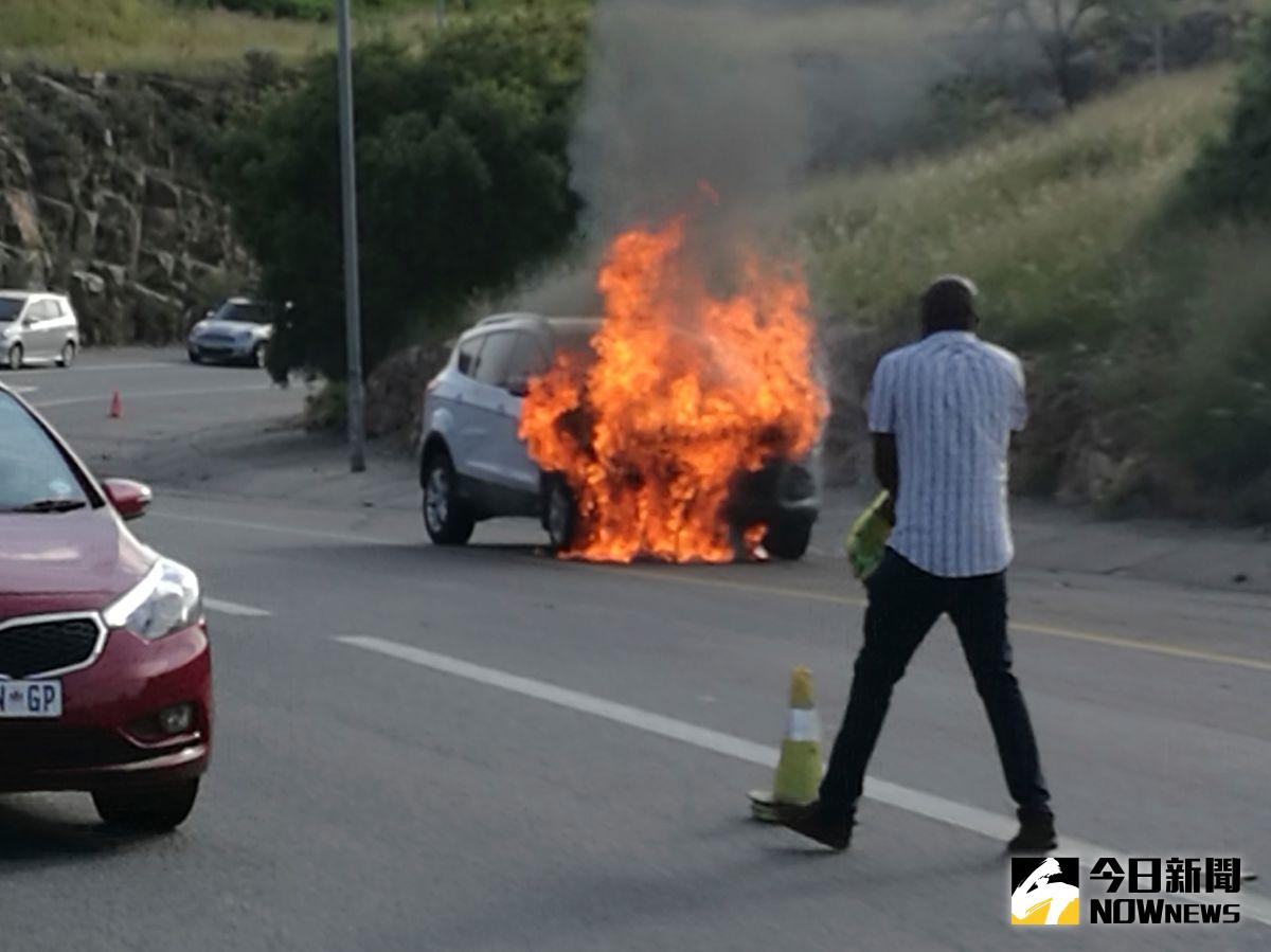 ▲▲福特Kuga在南非頻傳火燒車，迫使南非福特緊急下令召修。（圖／達志影像／美聯社）