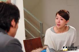 ▲情侶「暫時分開」的意義　掀網友激戰。（圖／翻攝自網路）