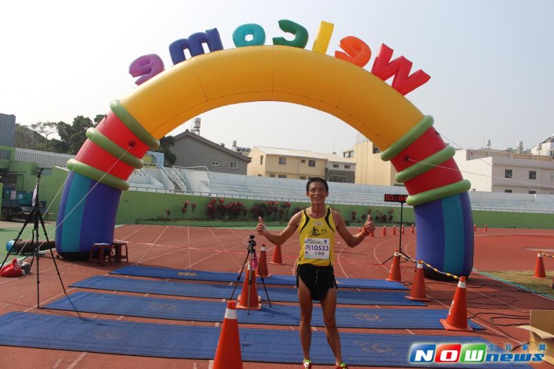 ▲228他里霧第二屆全國馬拉松賽昨晨開跑，由王源鋐勇奪全馬冠軍。（圖／記者簡勇鵬攝.106.02.28）