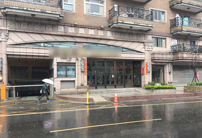 ▲新北市地政局副局長王聖文遭檢方約談後自殺。圖為王聖文住處外觀。(圖/中央社資料照 106年2月22日)