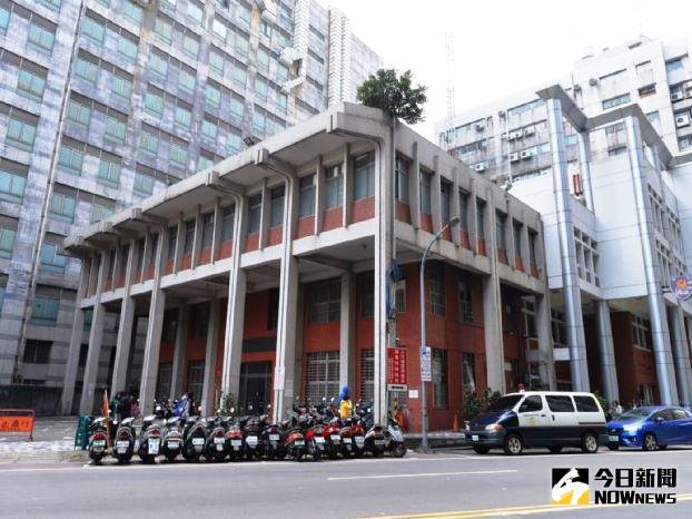 ▲桃園市政府研擬將舊桃園警分局打造為新住民文化會館。(圖／記者范文濱翻攝)