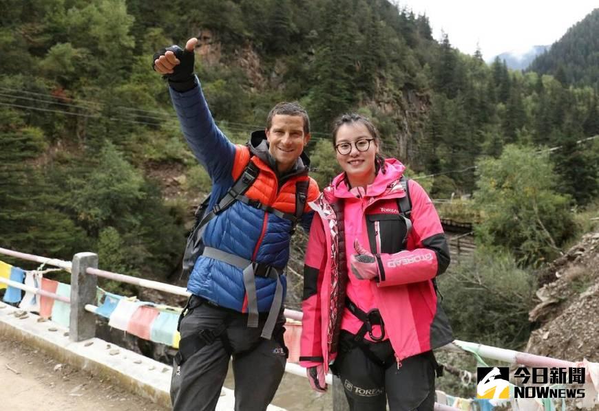 傅園慧與貝爾錄製《越野千里》。