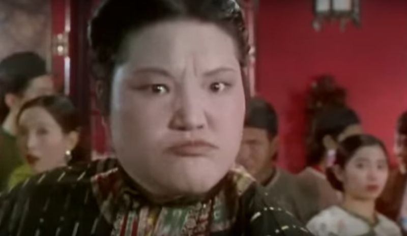 ▲魯芬在九品芝麻官飾演烈火奶奶。（圖／翻攝自youtube，2017.2.7）