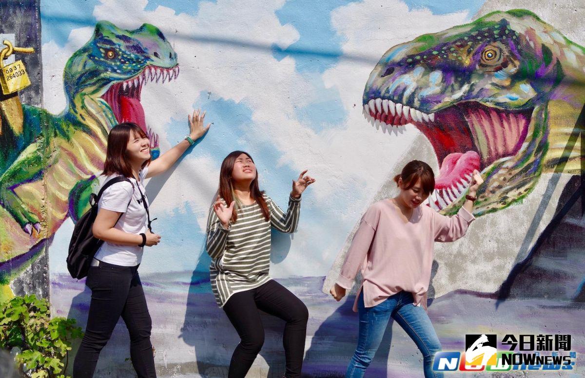 ▲桃園機場捷運開始試營運，非常適合規劃一趟捷運周邊景點一日遊。（圖／記者陳致宇攝）