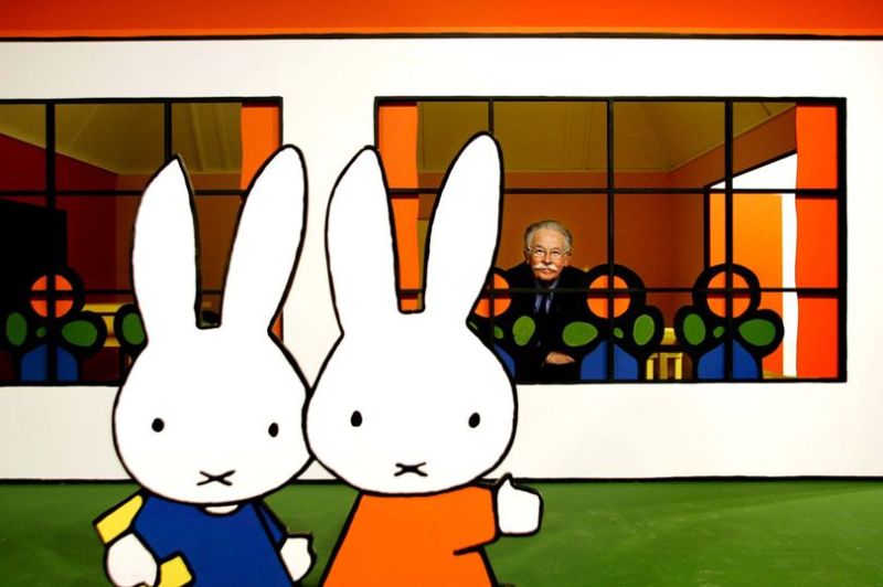 ▲風靡全球的米飛兔(Miffy)作者、荷蘭插畫家迪克‧布魯納（Dick Bruna）辭世，享壽89歲。（圖／翻攝自英國鏡報）