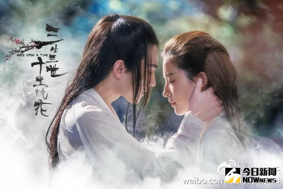 ▲《三生三世十里桃花》電影版預告發布後，楊洋（左）與劉亦菲熱吻片段掀起轟動。（圖／翻攝自三生三世十里桃花微博，2017.02.16）