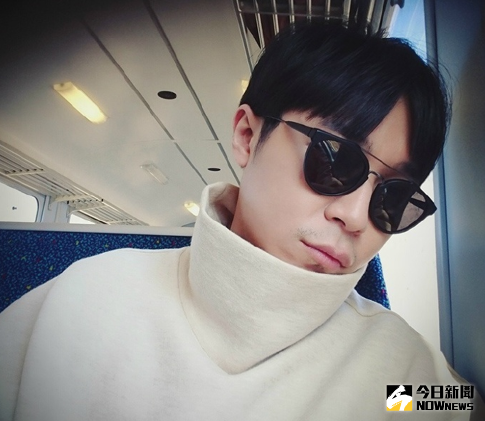 ▲蘇打綠主唱青峰於近日上傳簡易錄音，讓粉絲過過癮。（圖／翻攝自吳青峰微博，2017.02.28）