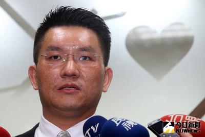 民主進步黨籍台北市議員童仲彥（圖）對妻子家暴，民進黨中常會8日決議將本案移送中評會議處，並建議予以除名處分。（檔案照片）中央社　106年2月8日