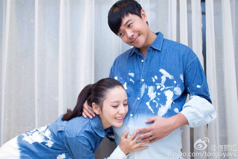 ▲佟麗婭過去曾在微博分享許多關於老公陳思誠的照片。（圖／翻攝自佟麗婭微博，2017.01.11）