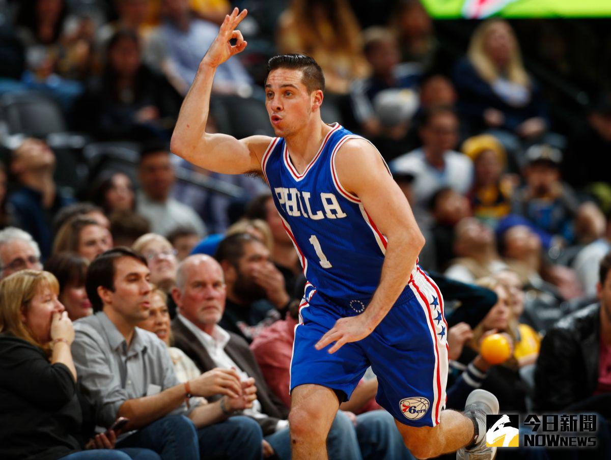 ▲T.J. McConnell再度扮演七六人致勝功臣。（圖／美聯社／達志影像）