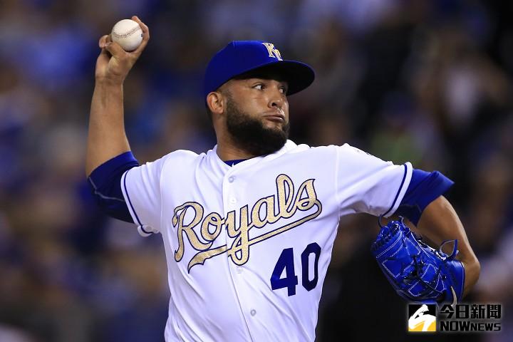 ▲避免薪資仲裁，皇家隊與Kelvin Herrera達成協議。（圖／美聯社／達志影像）