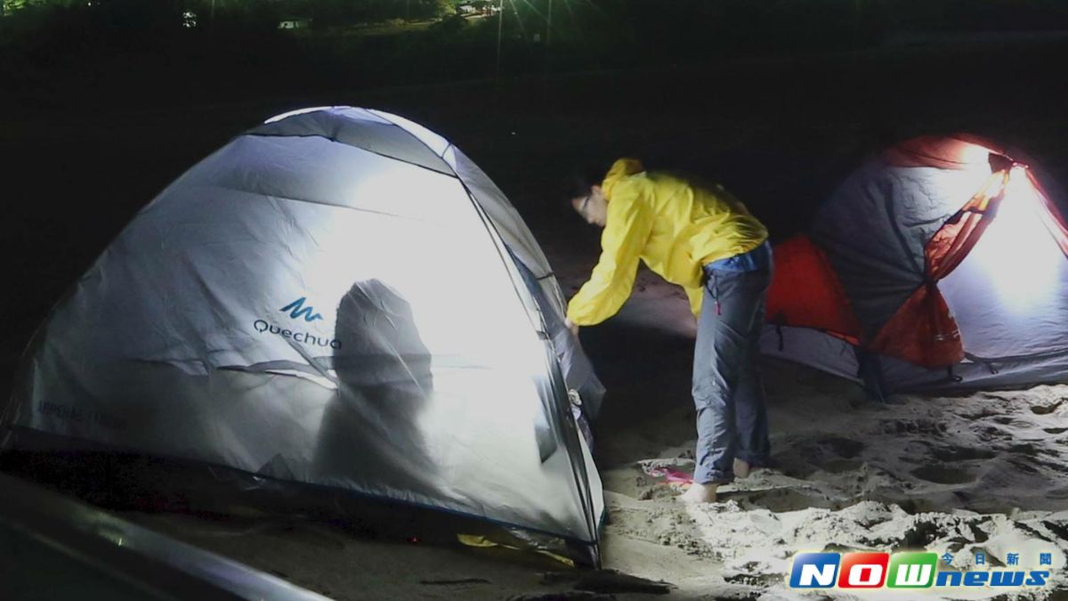▲露營是指露營者徒步或者駕駛車輛到達露營地點，通常在山谷、湖畔、海邊，露營者可以生篝火，可以燒烤、野炊或者唱歌，這也是最平常的露營活動。（圖／記者宋德威攝，2017.3.12）