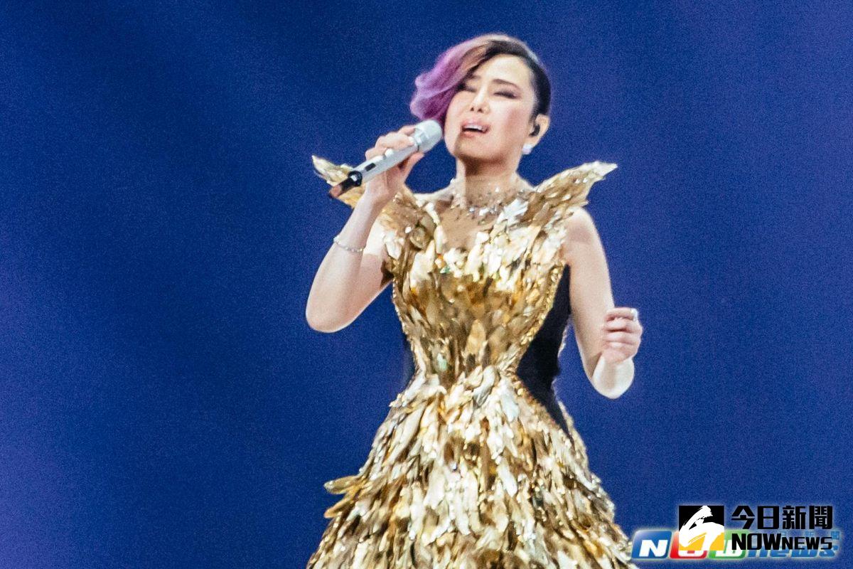 ▲江蕙「祝福」演唱會第25場。（圖／NOWnews特派李昆明／攝享家，2015.09.13）