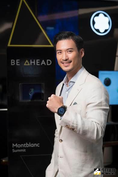 ▲洪翊展演繹這款品牌首款智能腕錶。（圖／萬寶龍提供）