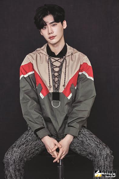 ▲南韓男神李鍾碩登台灣時尚雜誌封面。（圖／men’s uno提供）