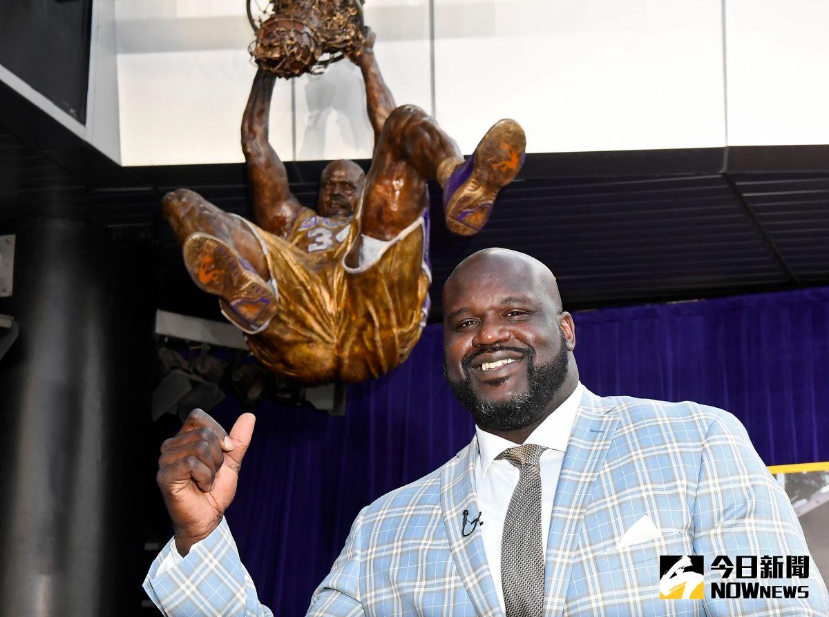 ▲湖人為歐尼爾舉辦紀念銅像揭幕儀式。（圖／美聯社／達志影像）