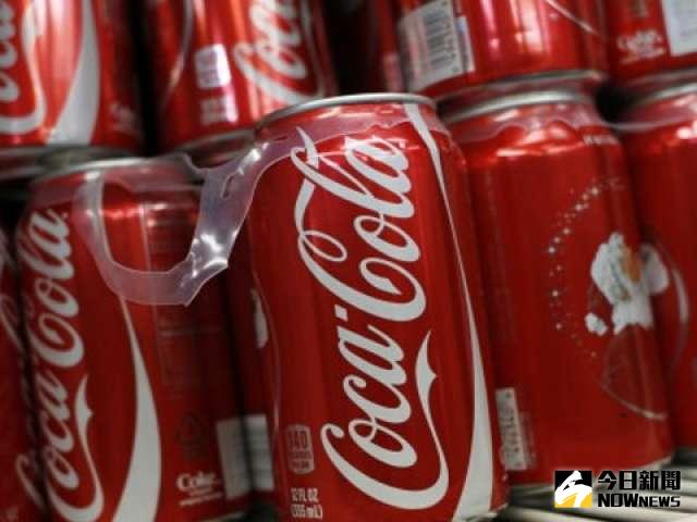 ▲可口可樂（Coca-Cola）、百事公司（PepsiCo）等國際品牌呼籲全球簽訂對抗塑膠汙染的條約，包括減少攸關石油產業成長的塑膠生產。示意圖。（圖／翻攝自網路）