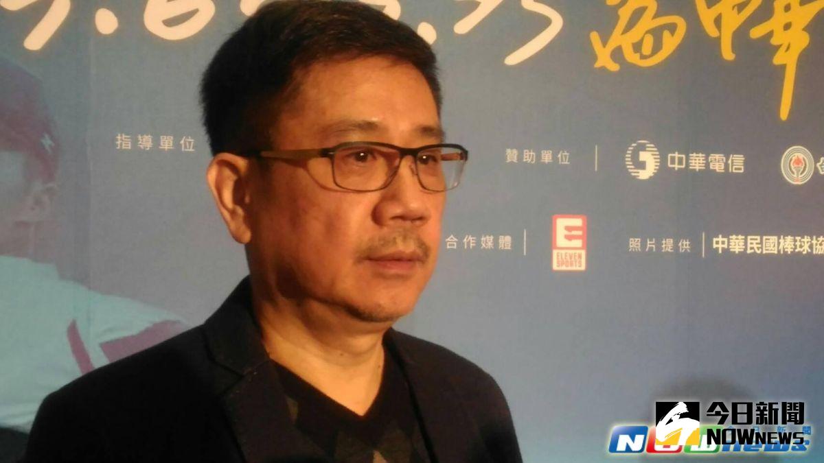 ▲名球評袁定文。（圖／黃建霖攝）
