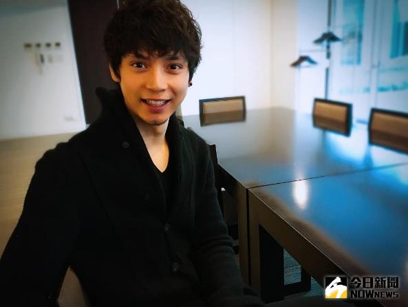 ▲水嶋斐呂難得放獨照，粉絲趁機喊話要他回歸。（圖／翻攝自水嶋斐呂IG，2017.03.07）