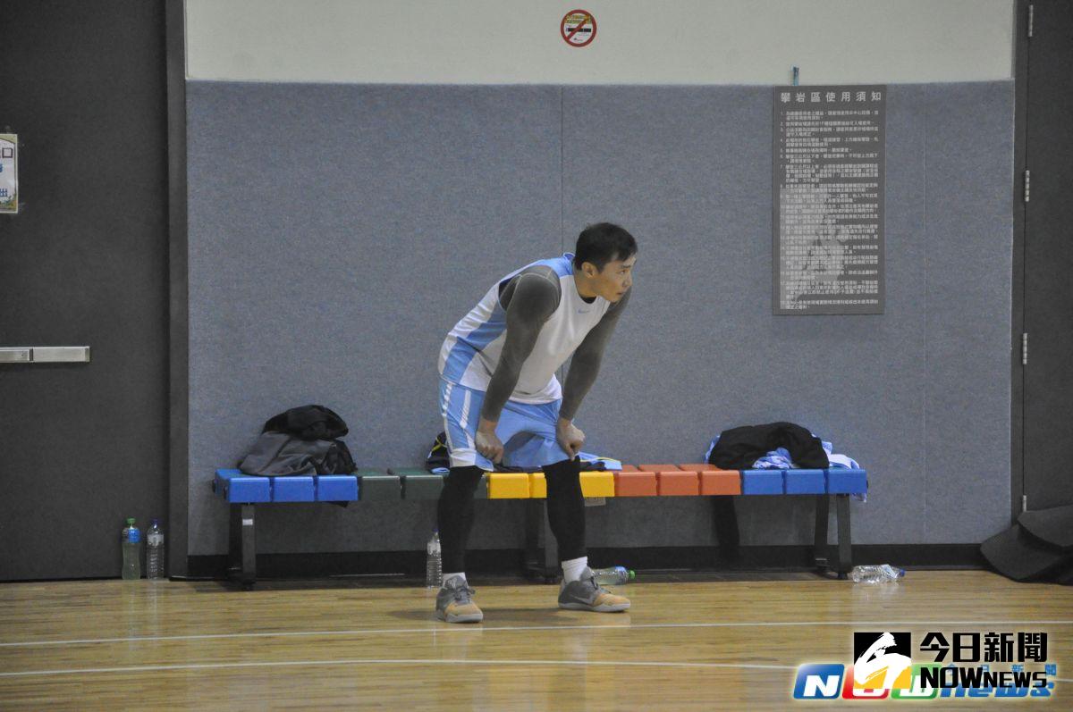 ▲張智峰面對生涯第7次冠軍賽，要讓陣中小老弟好好發揮。（圖／記者林暐凱攝）