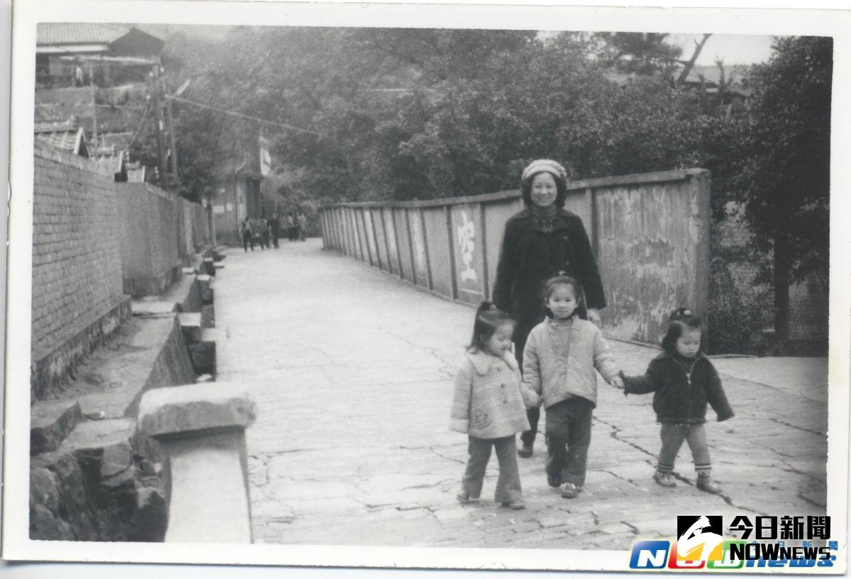 ▲1977大年初二設於金瓜石的四連棟。（圖／民眾張雅娟提供，2017.3.20）