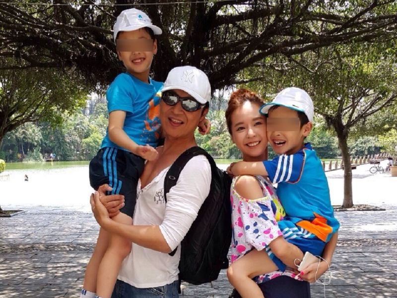 ▲馬景濤（左二）驚傳常醉後家暴。（圖／擷自馬景濤微博，2015.5.19）