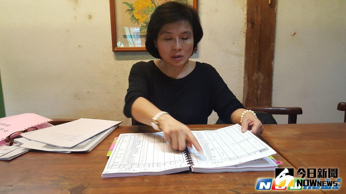 ▲王友蘭資料準備豐富，要在法官面前證明自己的清白。（圖／NOWnews攝）