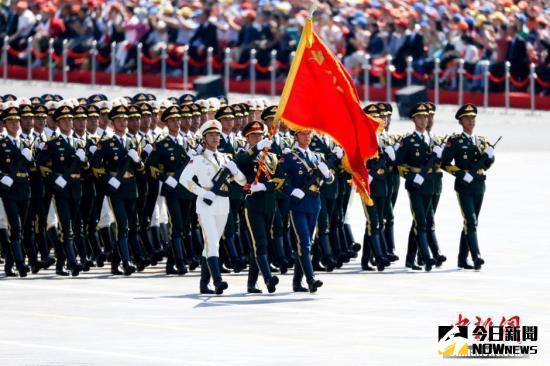 三軍仗義隊接受訓練。