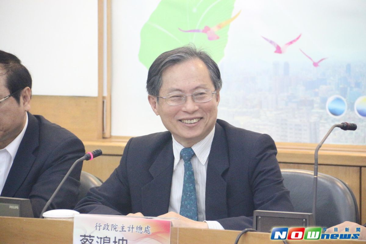 ▲行政院主計總處副主計長蔡鴻坤表示，雖然物價指數負成長，只要經濟成長，就不會通貨緊縮。（圖／NOWnews資料照）
