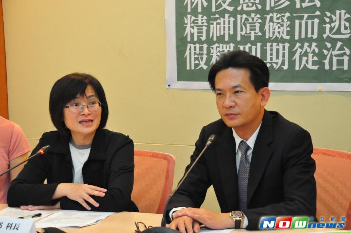 ▲民進黨立委林俊憲16日舉行記者會指出，他將提出刑法修正草案，針對犯行達判處死刑程度，卻因精神障礙或心智能力欠缺而判無期徒刑者，排除一般無期徒刑之假釋規定。（圖／記者邱明玉攝,2017.5.16）