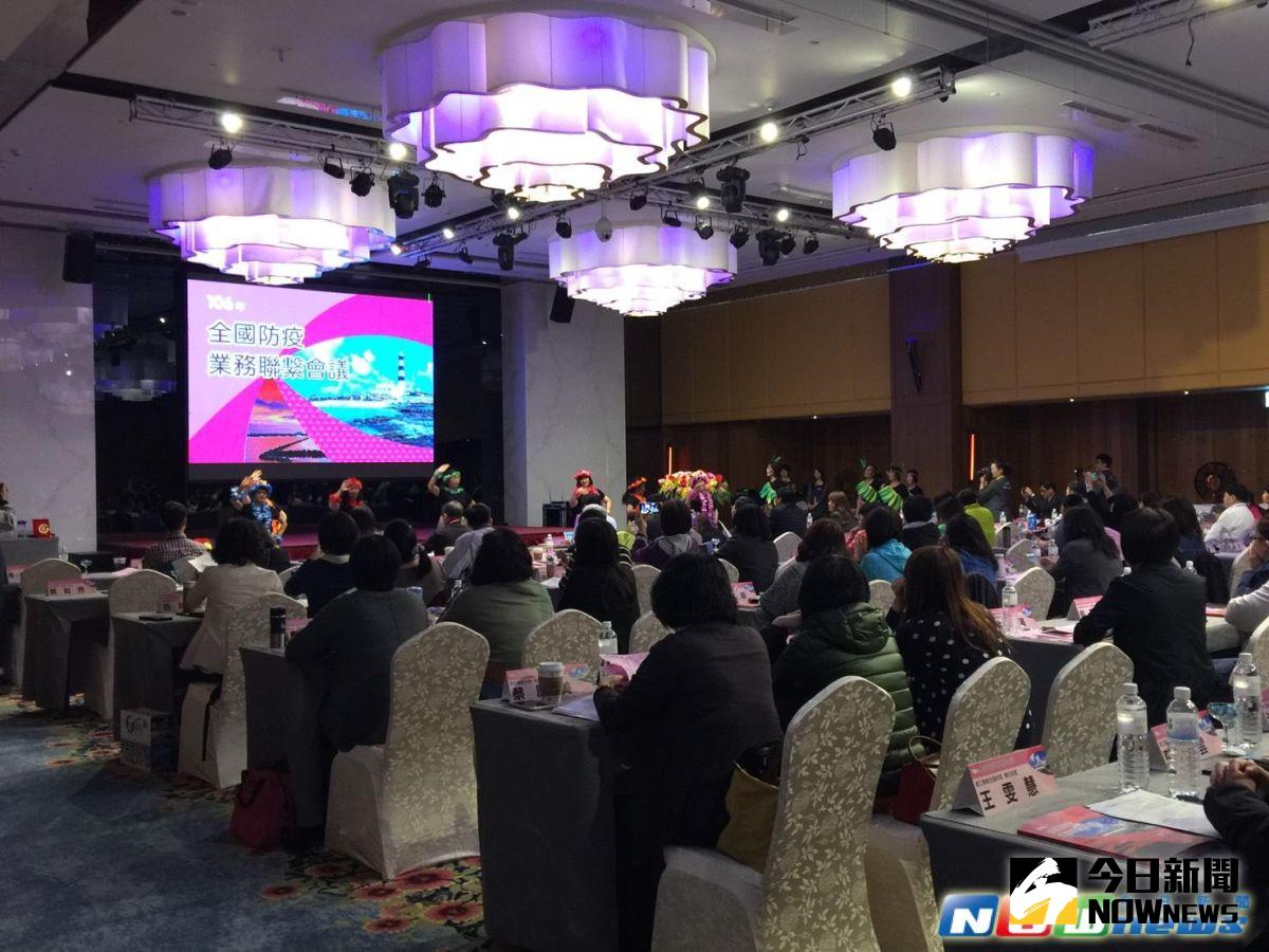 ▲衛生福利部疾病管制署暨所屬區管中心、各縣市衛生局、教育部等各單位之專家、防疫人員計約170餘人與會。（圖／記者鄧至傑攝）