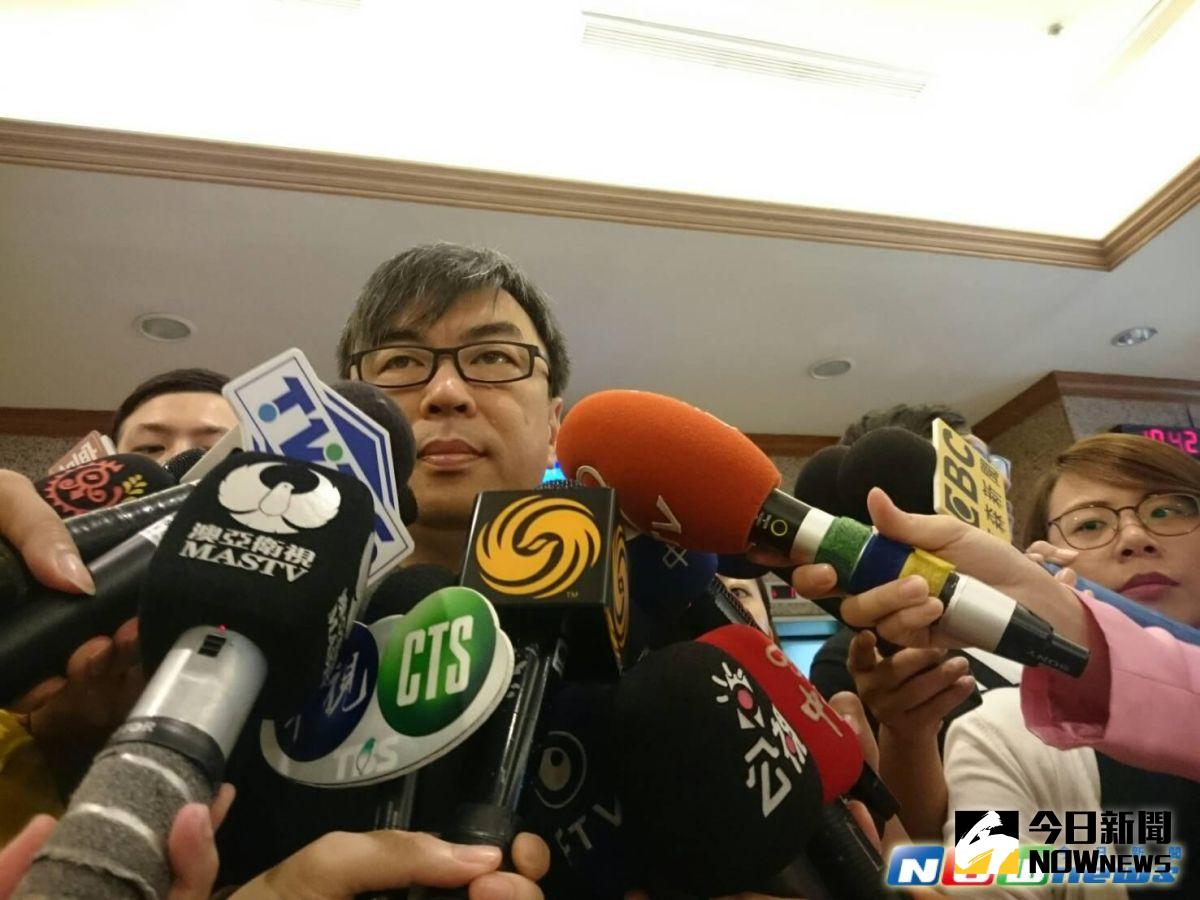 ▲民進黨立委段宜康19日說，「我是民進黨的立法委員，黨內規章規定，秘書長是專任，我擔任立委就不會擔任秘書長」。（圖／記者邱明玉攝,2017.1.19）
