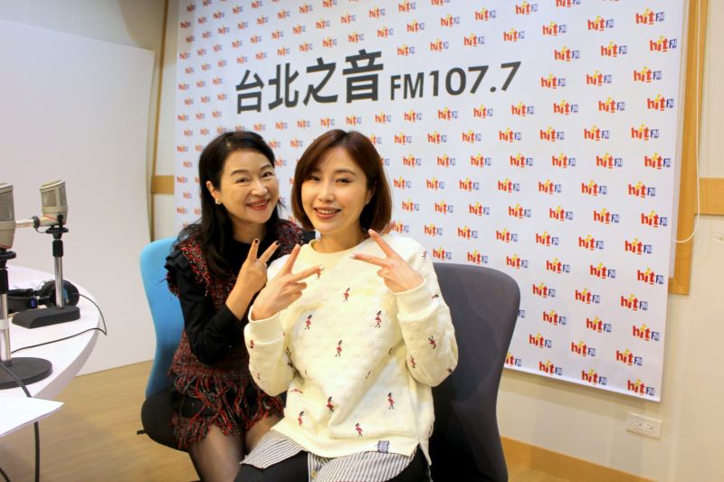 ▲民進黨前立委余天的長女余筱萍11日上節目受訪表示，會參選北市議員大概是因為遺傳到父親的「雞婆」個性。（圖／Hit Fm《蔻蔻早餐》製作單位提供）