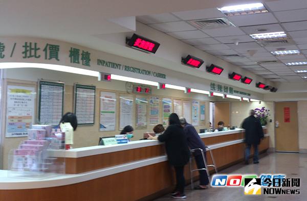 ▲健保署擬訂「推動分級醫療六大策略」，從4月15日起調整健保門診、急診部分負擔，同步實施全民健康保險轉診辦法，藉此導引民眾改變就醫習慣。（圖／公關照片）