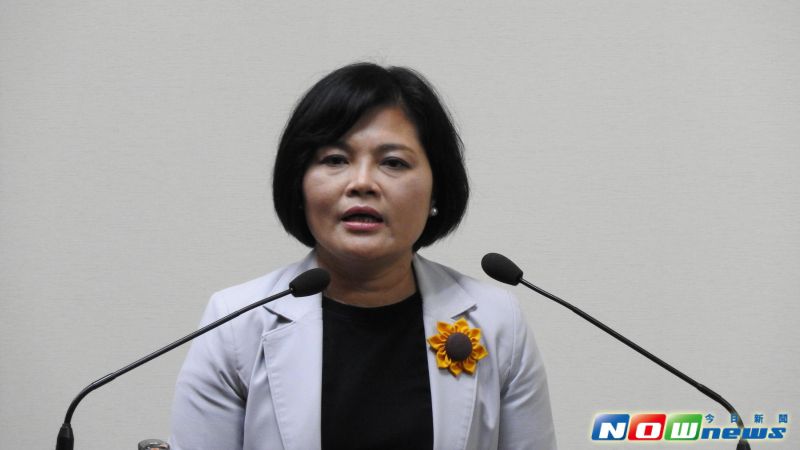 ▲國民黨立委張麗善19日到國民黨中常會上針砭前瞻計畫，並聲援抗議年金改革的軍公教群眾。（圖／記者戴祺修攝,2017.04.13）