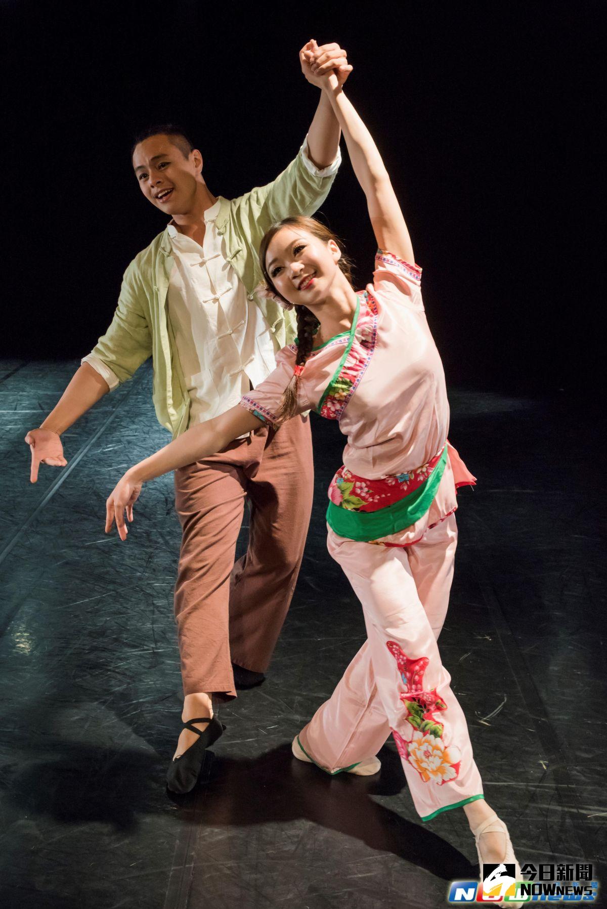 ▲大觀舞集前往美國、加拿大演出前，先在新竹縣文化局公演，讓鄉親免費欣賞曼妙舞姿。（圖／新竹縣文化局提供，2017.4.10）