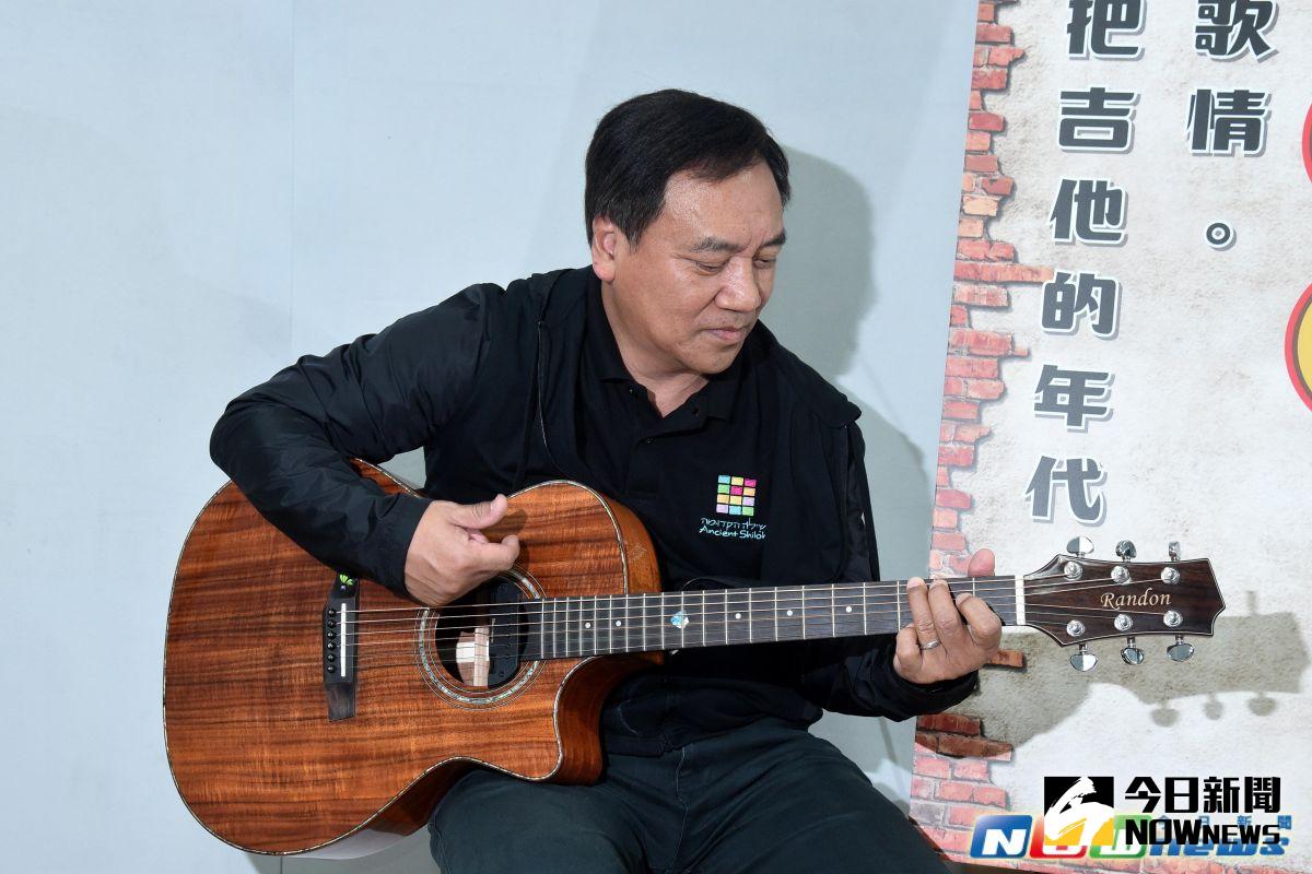 ▲施孝榮吉他教學。（圖／記者林柏年攝，2017.4.01）