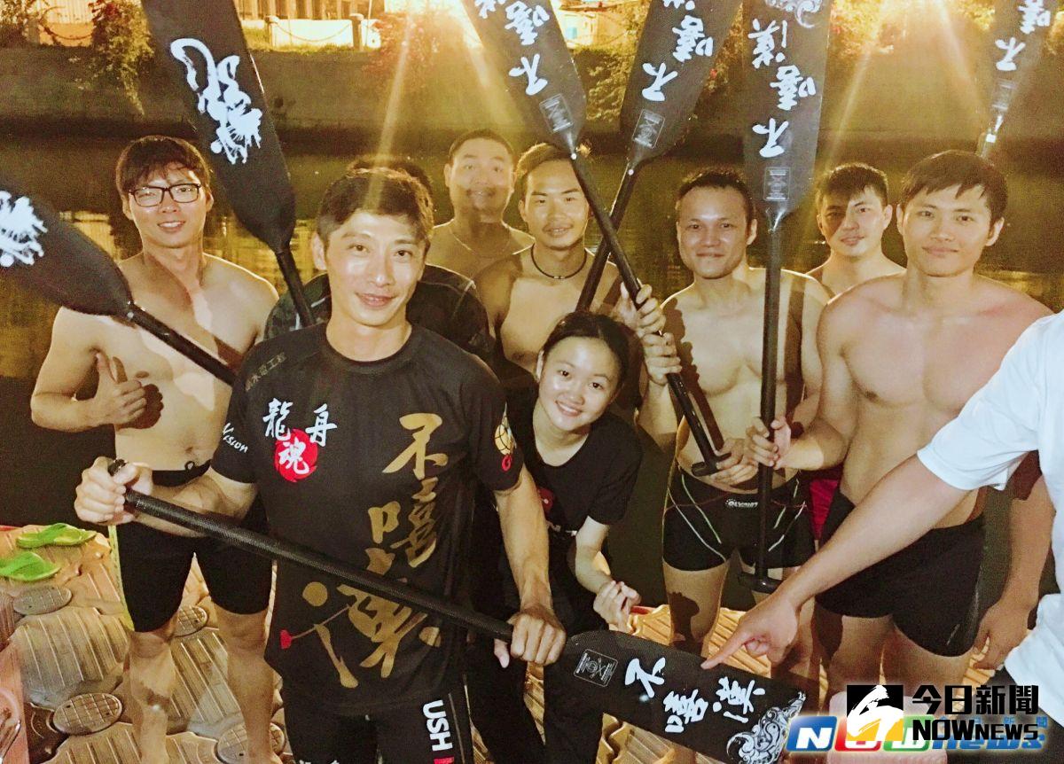 ▲成立近10年的「不嘻漢龍舟隊」，隊員多出身於中華民國特種部隊及兩棲偵察營退役軍士官。（圖／記者宋德威攝，2017.4.20）