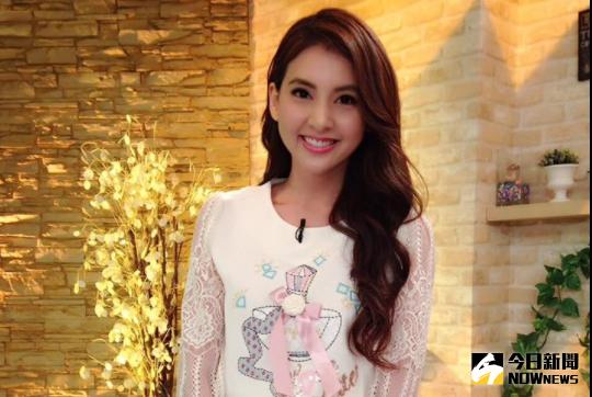 ▲韋汝多年來依舊等著張綱維回頭，然而張綱維近日被目擊帶著范璧如看電影，張綱維與韋汝的復合之路仍舊無期。（圖／翻攝自臉書，2017.05.31）