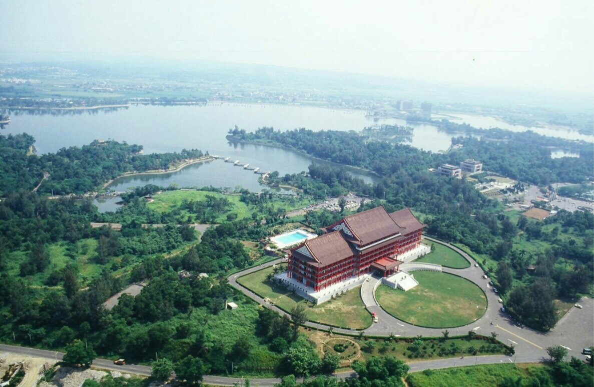 ▲高雄飯店經營策略朝莊園飯店轉型，業者計畫將增建飯店連結澄清湖木棧道，預計3至4個月內完成興建工程。（圖／圓山飯店提供）