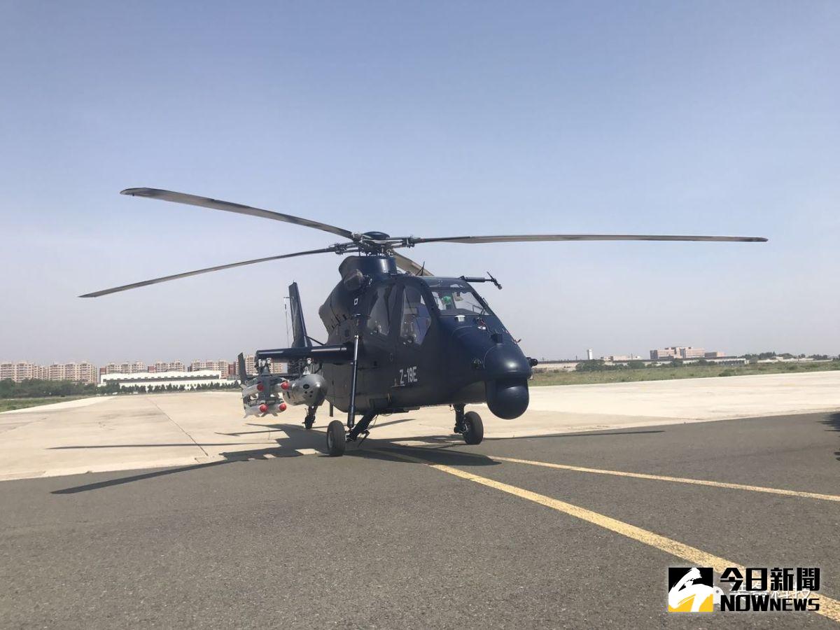 出口型專用武裝直升機直19E，在哈爾濱首飛成功。