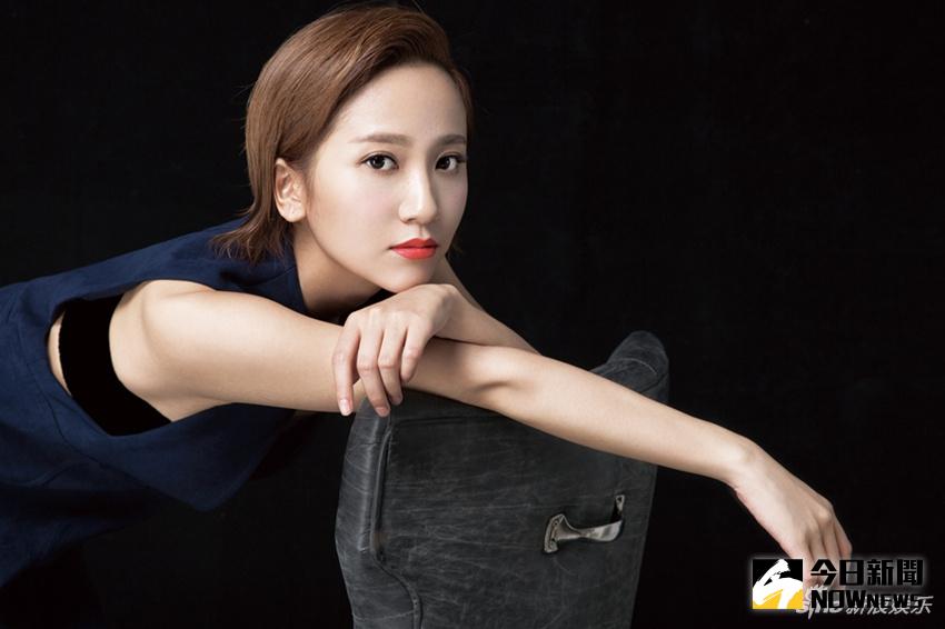 解惠清時尚大片。