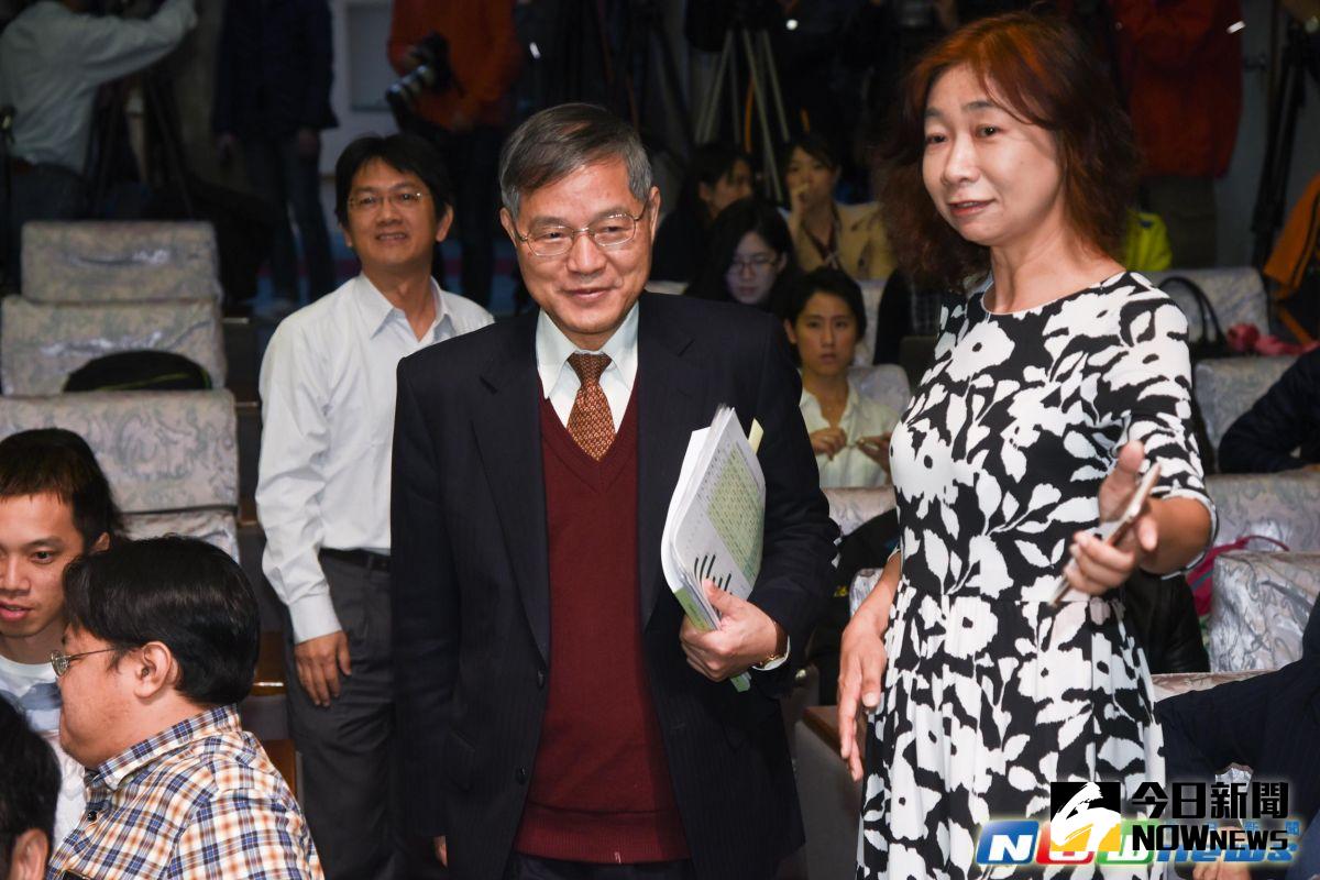 ▲《前瞻基礎建設特別條例》草案日前已在立法院初審通過，全案仍保留協商。對於外界批評國發會居中協調與溝通不足，國發會主委陳添枝今18日表示，會再檢討。（圖／NOWnews資料照）