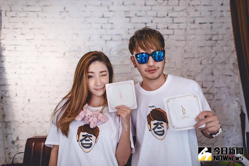 ▲KID（右）透露正準備情人節驚喜，但是卻打槍許維恩為他生日準備的「禮物」。（圖／翻攝自許維恩臉書，2017.02.10）